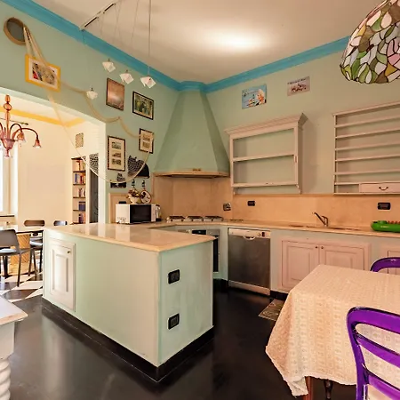 Nervi Sea Front - Happy Apartamento *